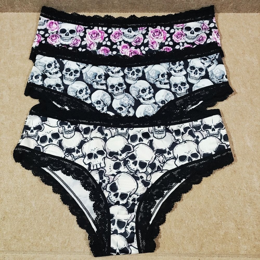 Gothic Hipster Lace Lingerie 3 Piece Panty Set Small